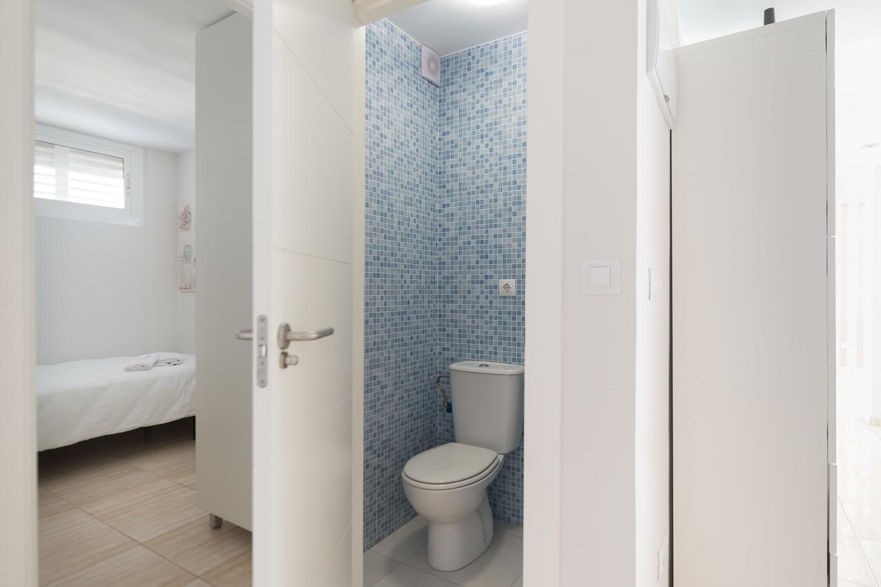 Apartamentos Marta Playa Alicante Buitenkant foto