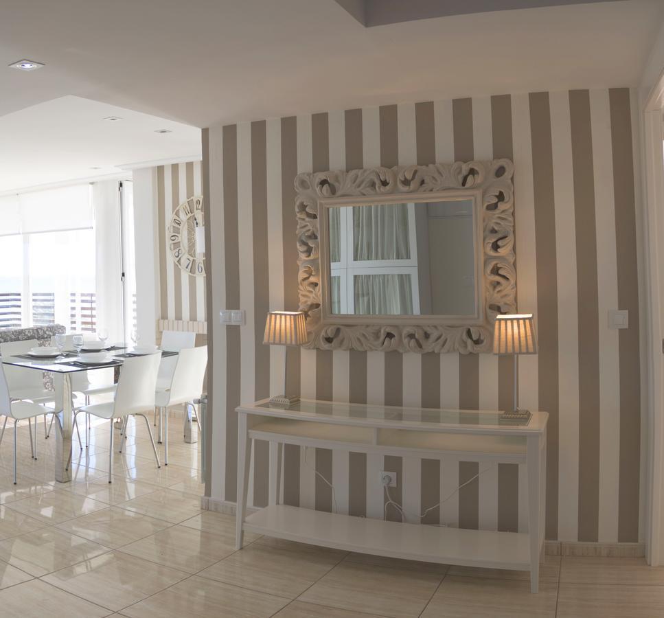 Apartamentos Marta Playa Alicante Buitenkant foto